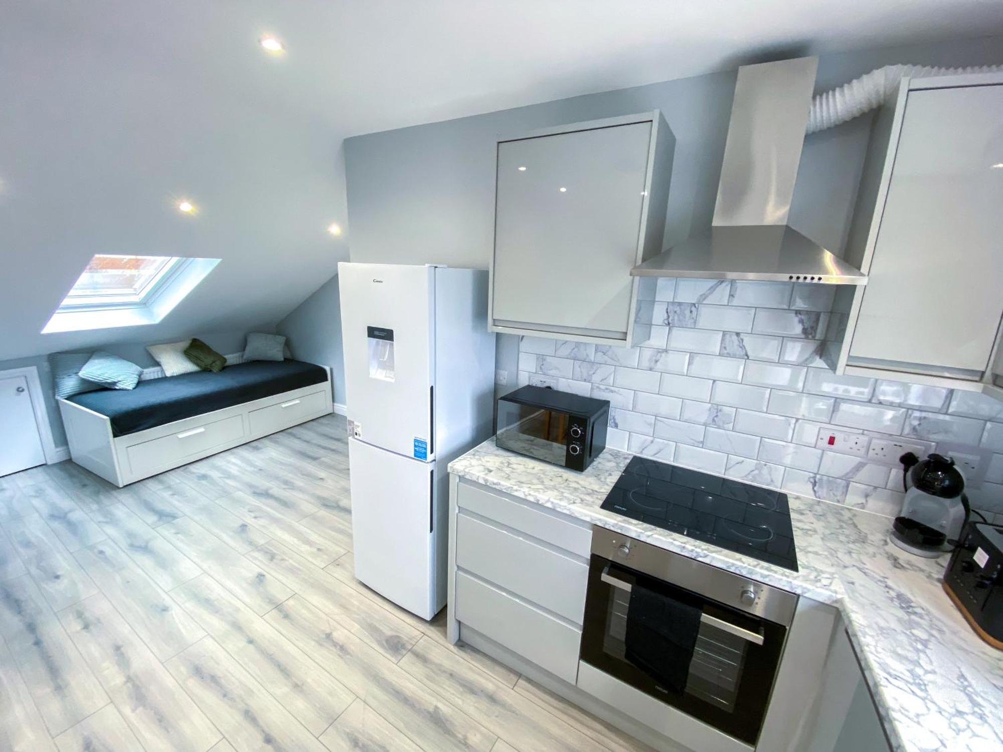 Large 1-Bedroom Flat, 5 Guest, London - F4 Ngoại thất bức ảnh